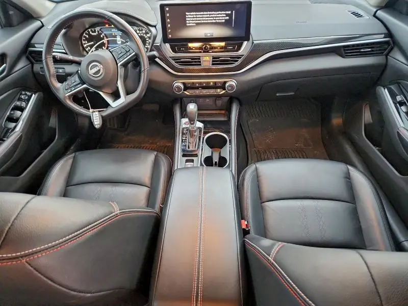 2024 NISSAN ALTIMA SR  