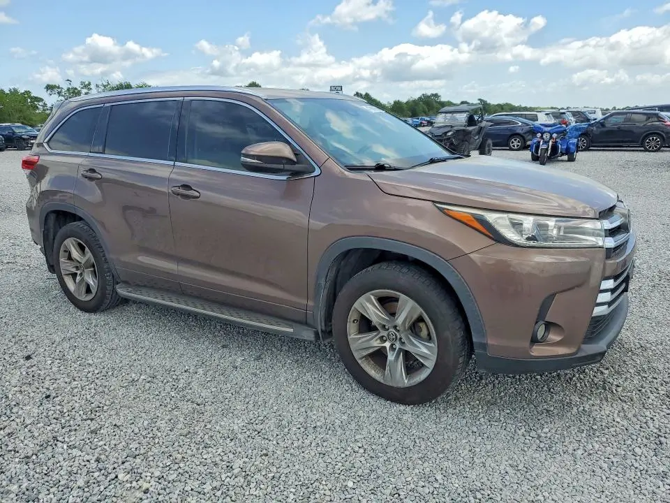 2017 TOYOTA HIGHLANDER LIMITED  