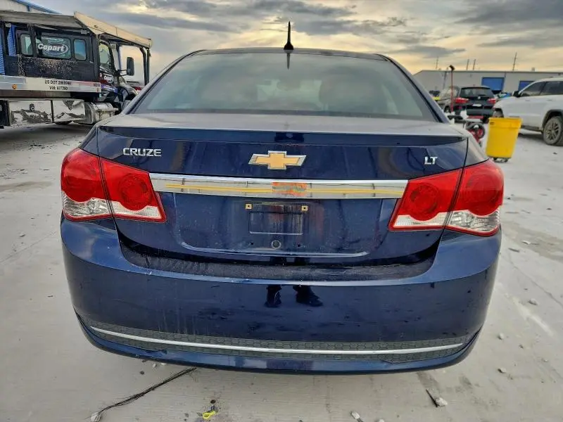 2011 CHEVROLET CRUZE LT  