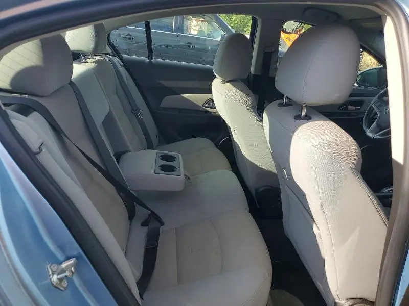 2012 CHEVROLET CRUZE LT  