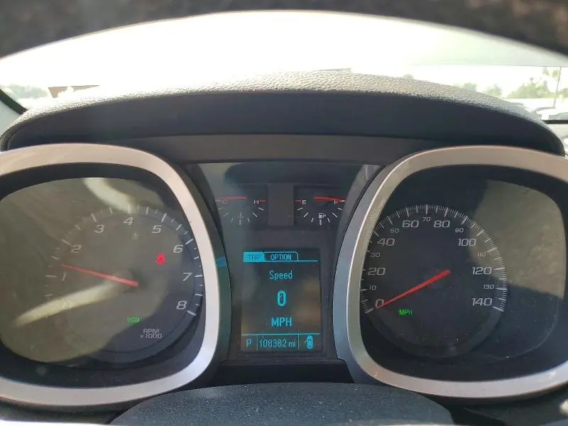 2015 CHEVROLET EQUINOX LT  