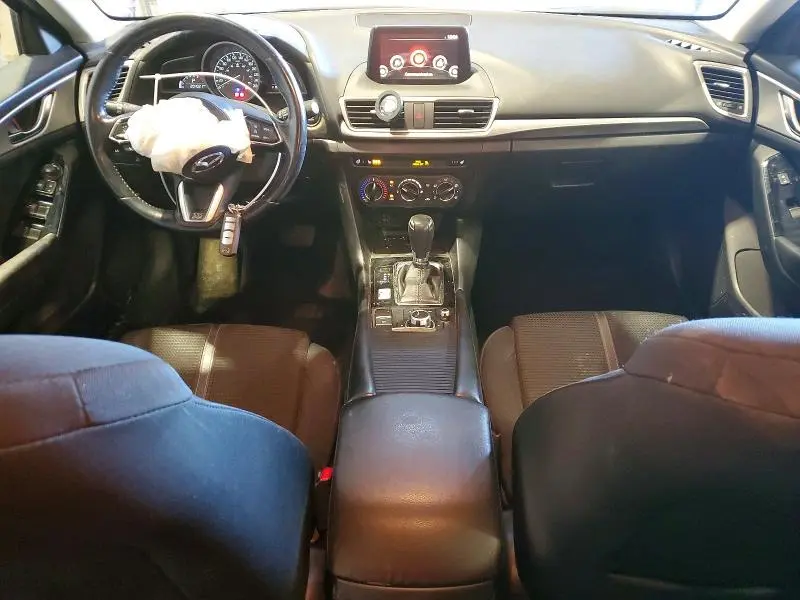 2017 MAZDA 3 TOURING  