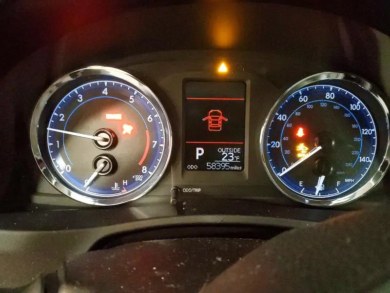 2017 TOYOTA COROLLA L  