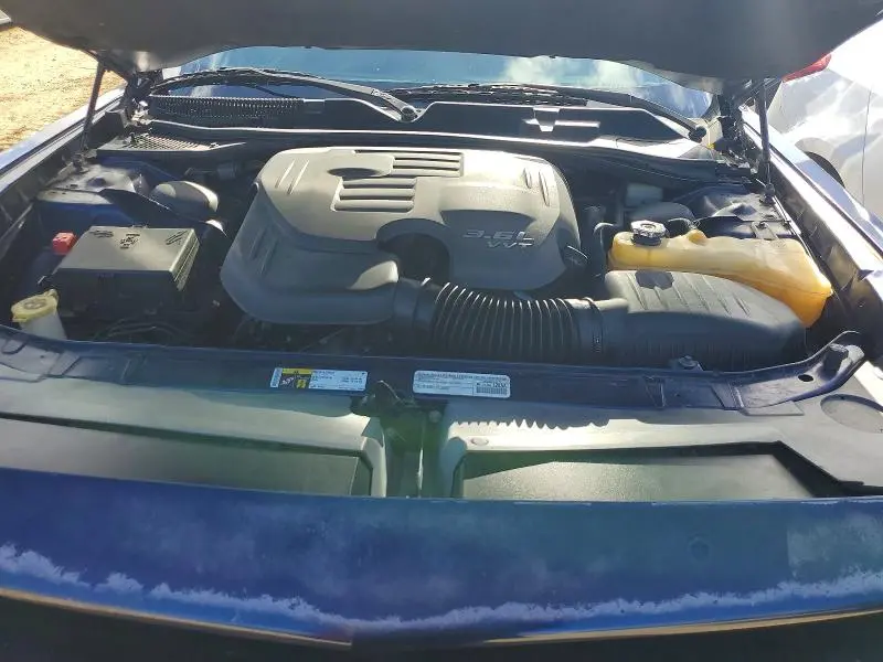2015 DODGE CHALLENGER SXT PLUS  