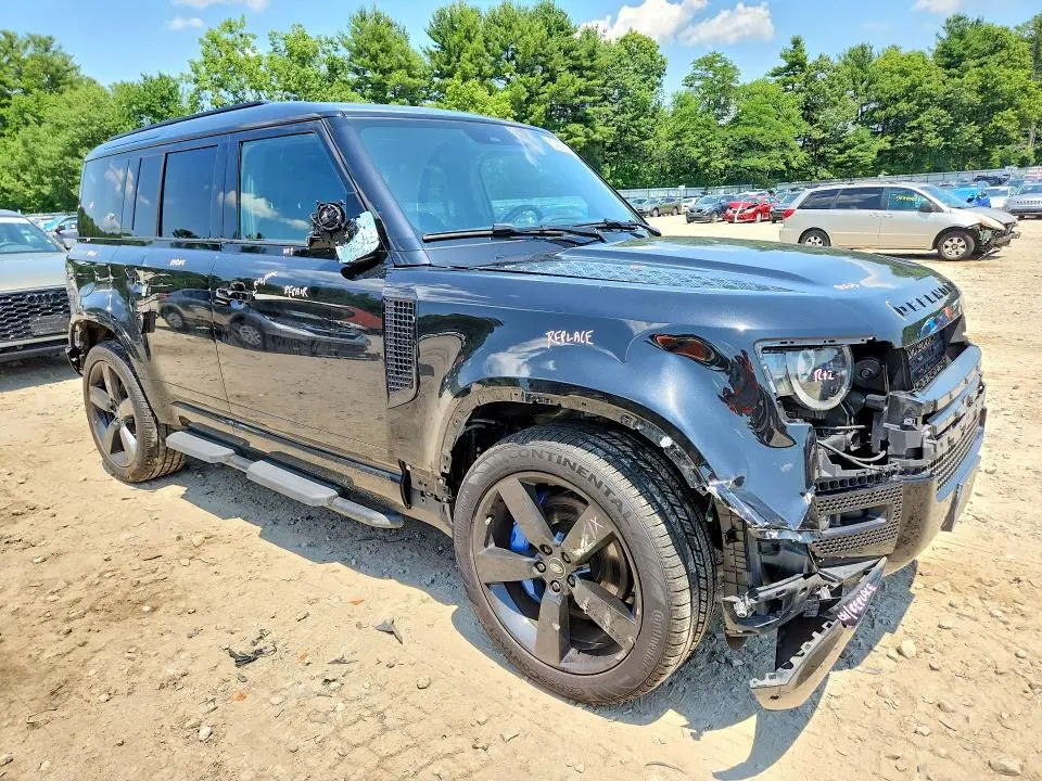 2024 LAND ROVER DEFENDER 110 X-DYNAMIC SE  