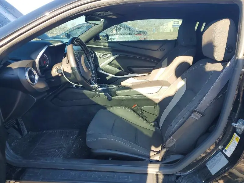 2017 CHEVROLET CAMARO LT  