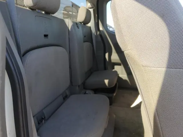 2016 NISSAN FRONTIER S  