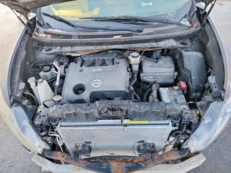 2011 NISSAN MURANO S  