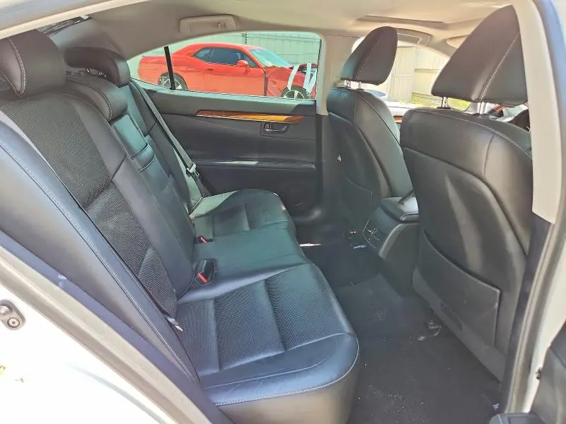 2015 LEXUS ES 300H  