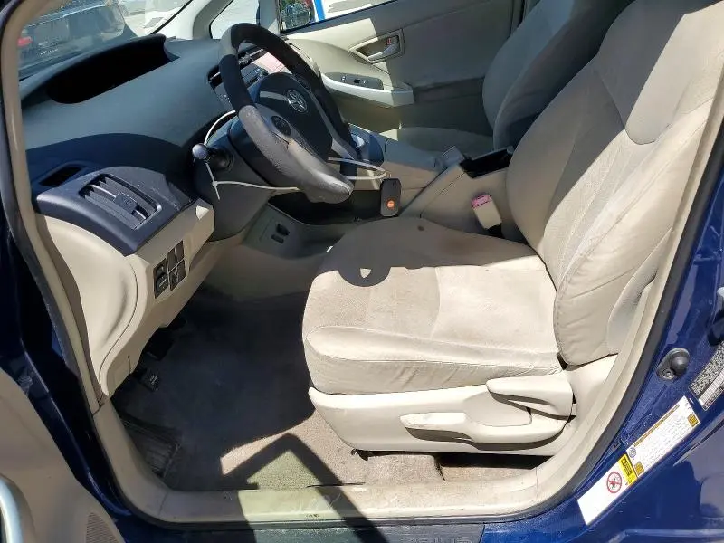 2010 TOYOTA PRIUS III  