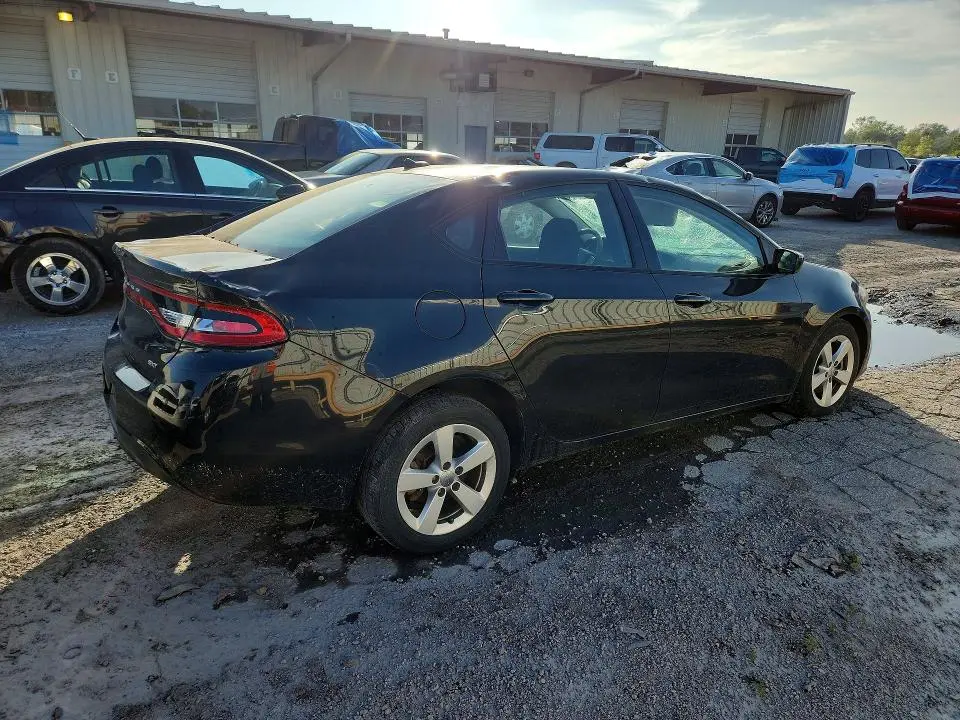 2015 DODGE DART SXT  