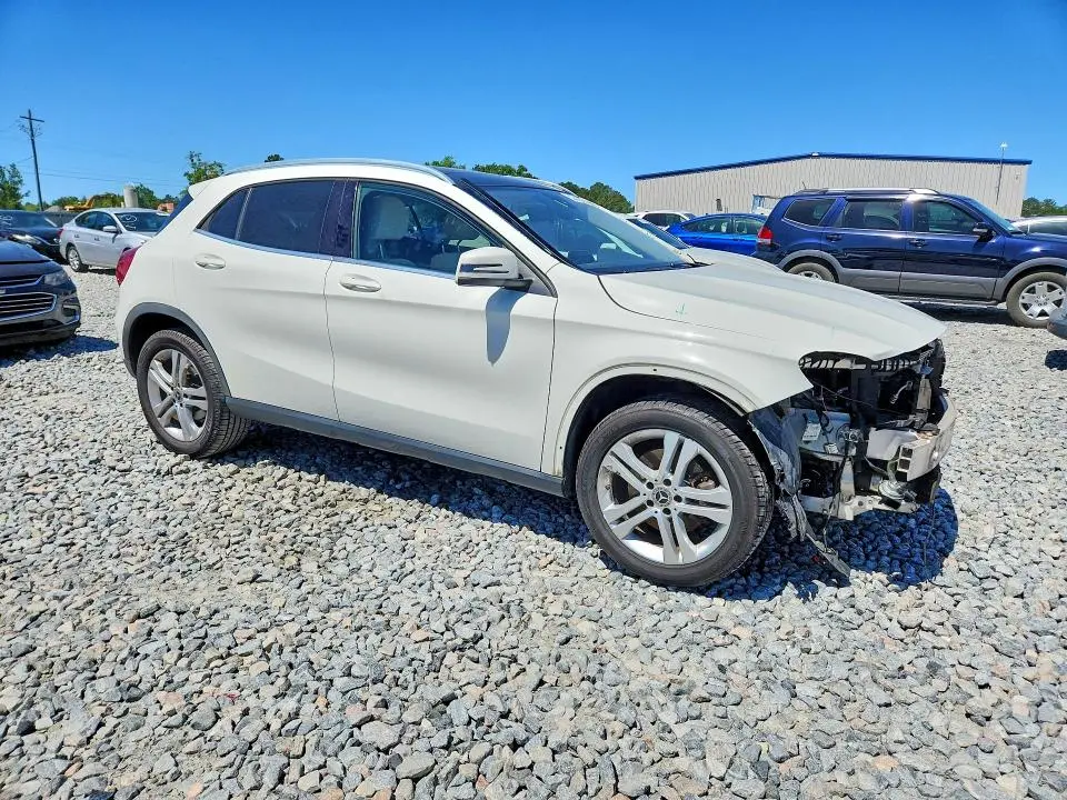 2018 MERCEDES-BENZ GLA 250  