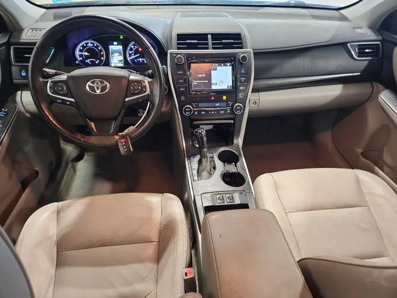 2017 TOYOTA CAMRY XLE  