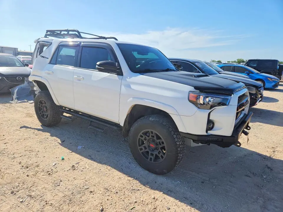 2024 TOYOTA 4RUNNER TRD PRO  