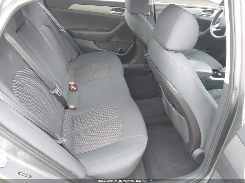 2019 HYUNDAI SONATA SE
