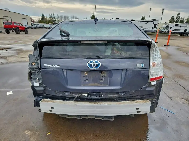 2010 TOYOTA PRIUS   