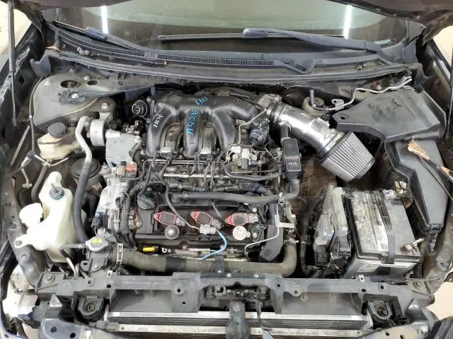 2011 NISSAN MAXIMA S  