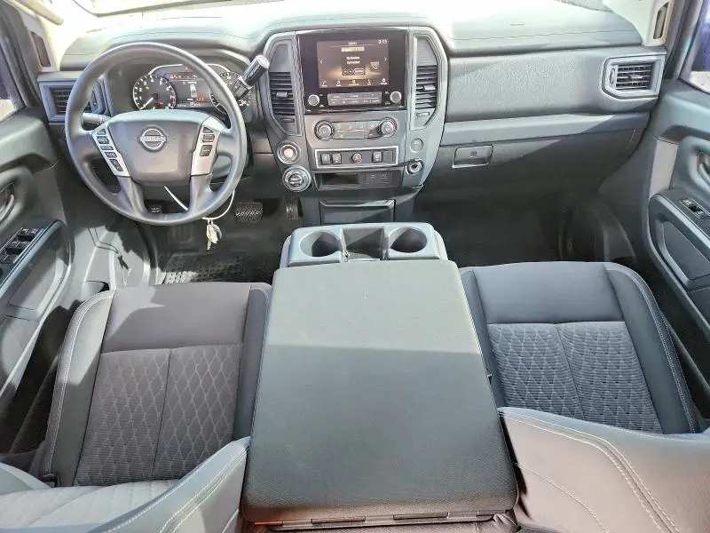 2023 NISSAN TITAN S  