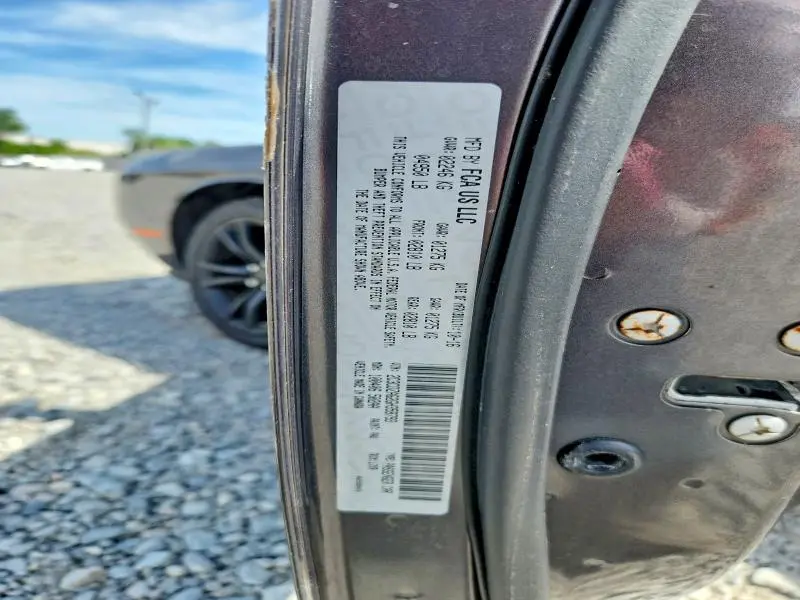 2016 DODGE CHALLENGER SXT  