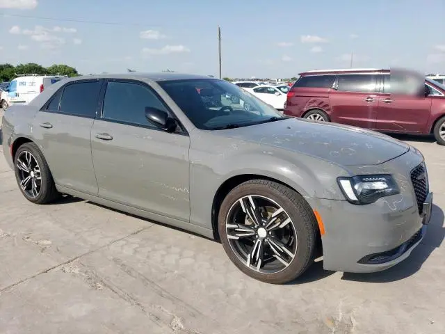 2018 CHRYSLER 300 TOURING  
