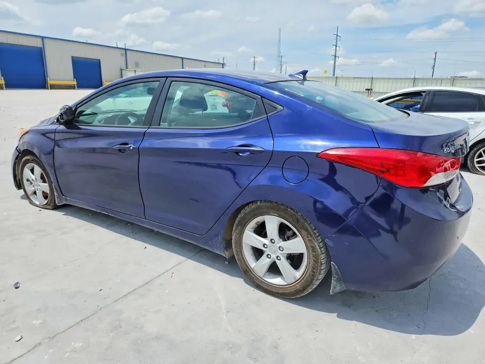 2013 HYUNDAI ELANTRA GLS  