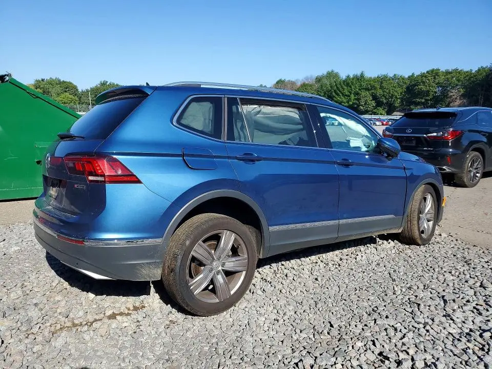 2020 VOLKSWAGEN TIGUAN SE  