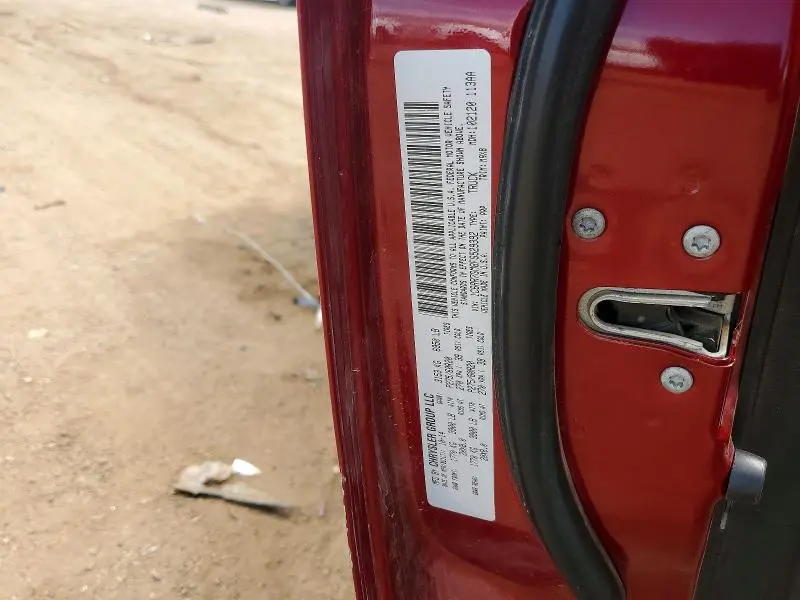 2015 RAM 1500 SLT  