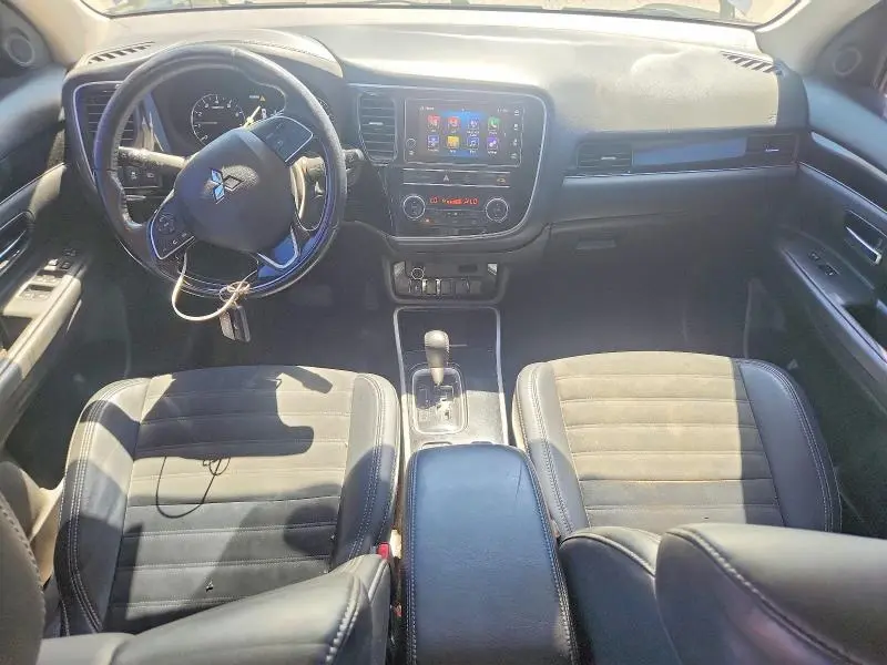 2019 MITSUBISHI OUTLANDER SE  