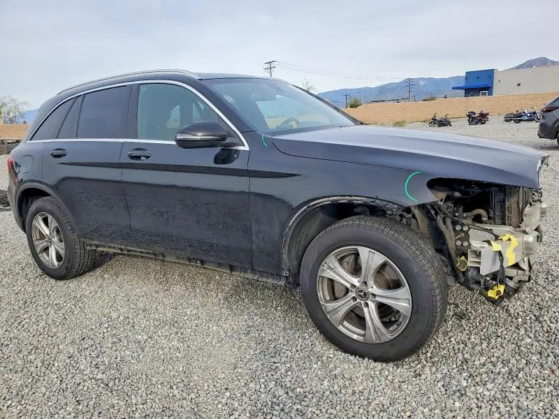 2018 MERCEDES-BENZ GLC 300  