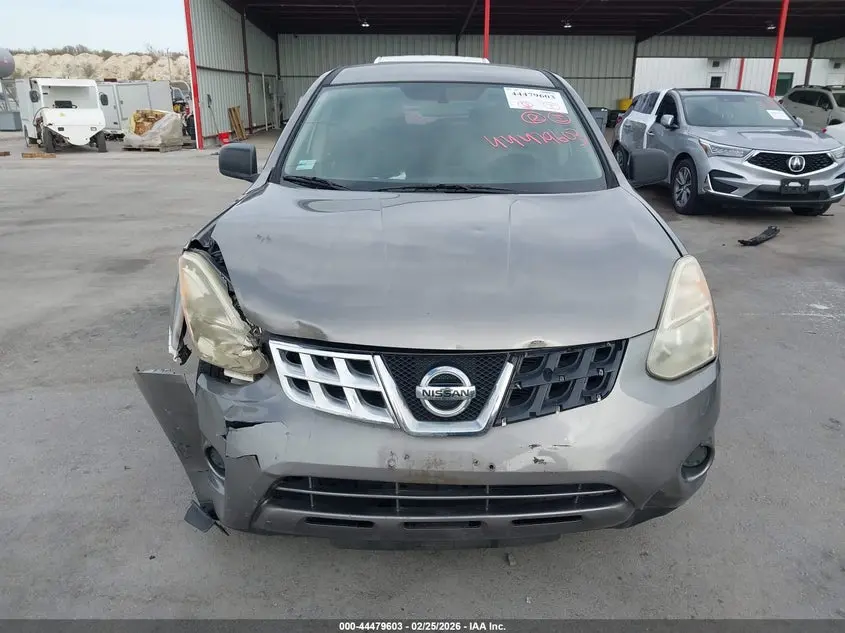 2013 NISSAN ROGUE S