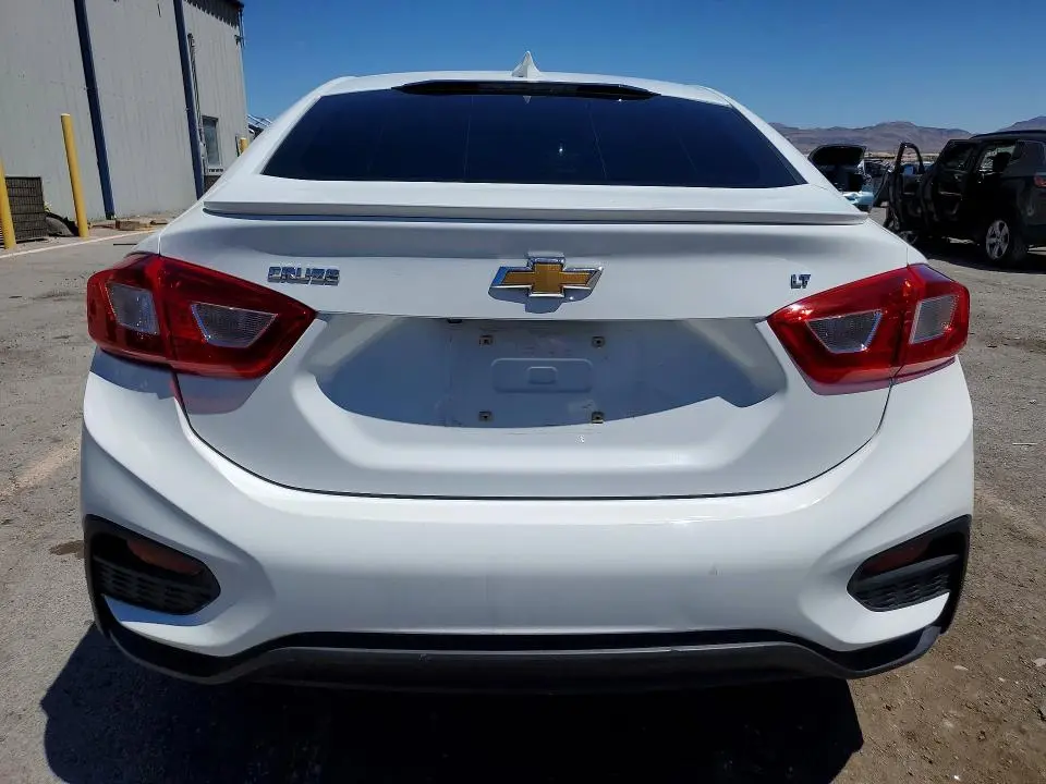 2016 CHEVROLET CRUZE LT  