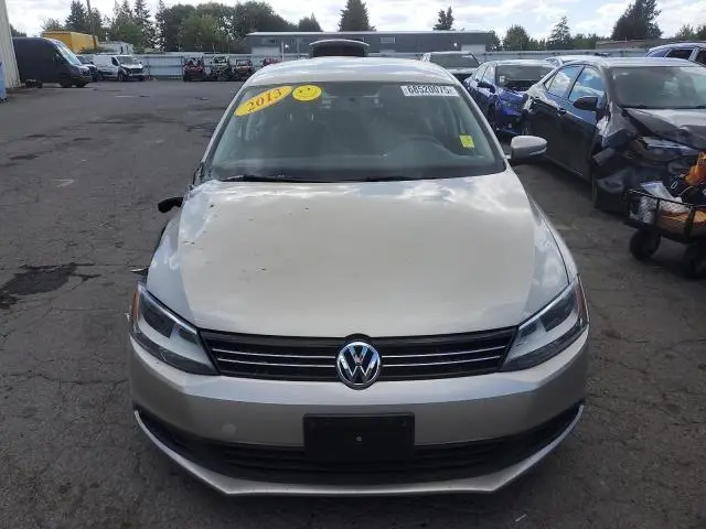 2013 VOLKSWAGEN JETTA SE  