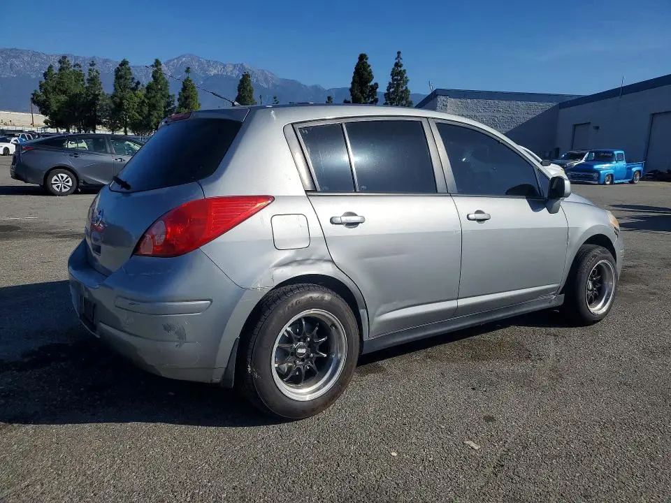 2012 NISSAN VERSA 1.8 S  