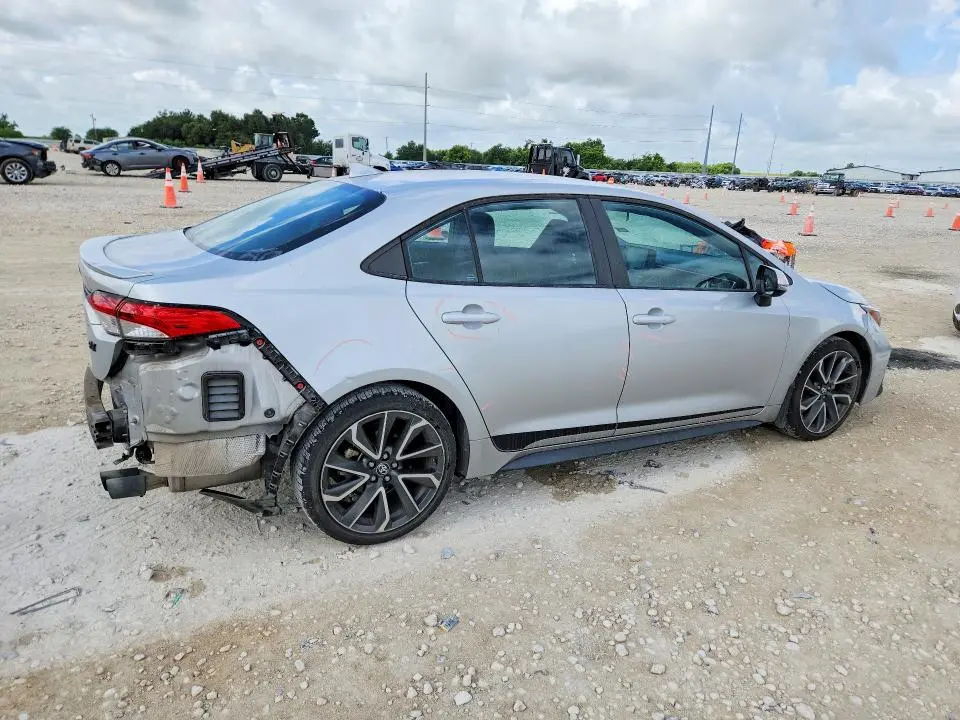 2022 TOYOTA COROLLA SE  