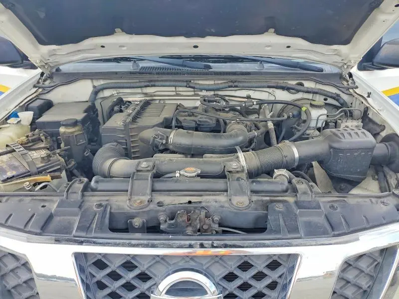 2012 NISSAN FRONTIER S  