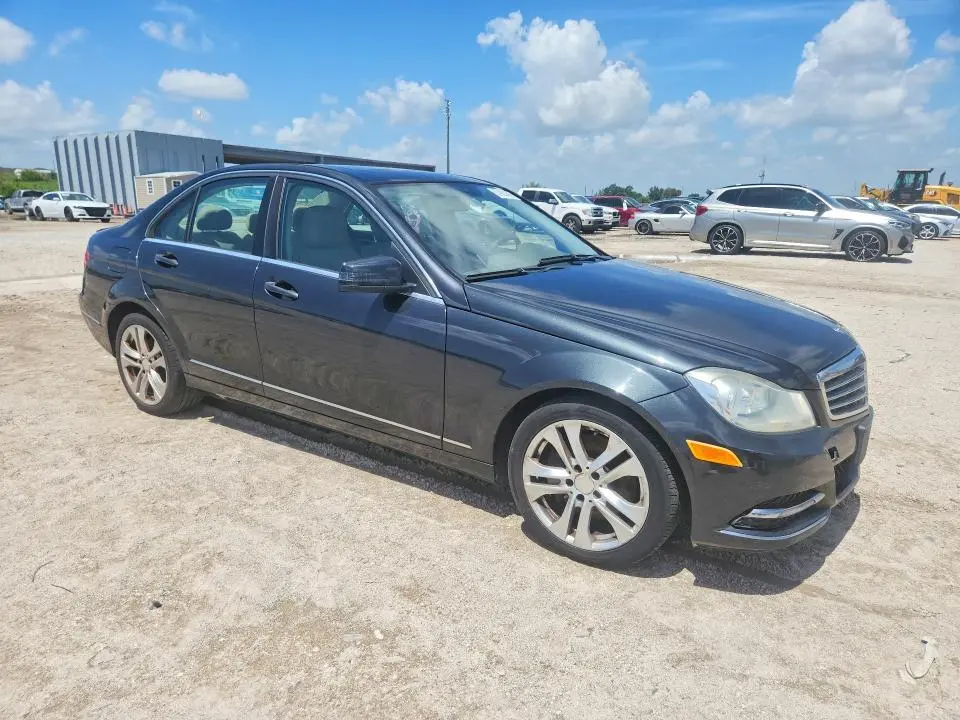 2013 MERCEDES-BENZ C 300 4MATIC  