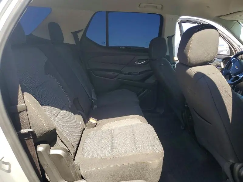 2018 CHEVROLET TRAVERSE LS  
