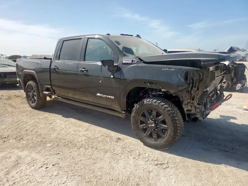 2025 GMC SIERRA K2500 AT4  