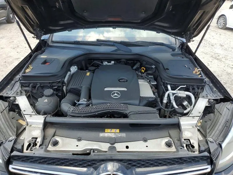 2016 MERCEDES-BENZ GLC 300  