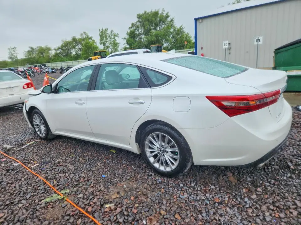 2016 TOYOTA AVALON LIMITED  