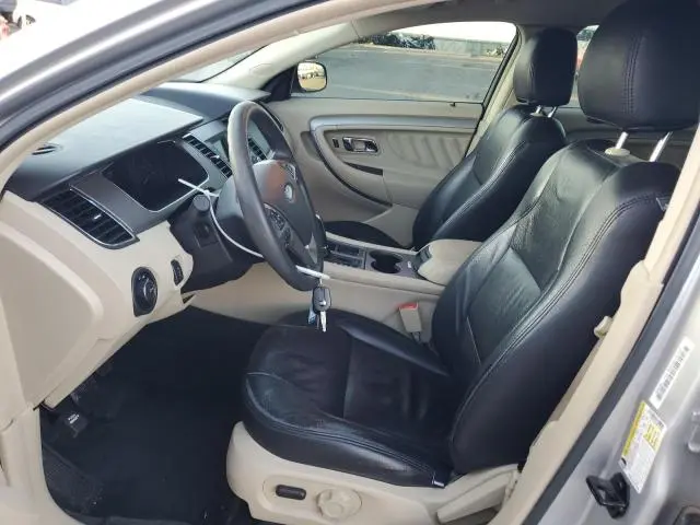 2017 FORD TAURUS SE
