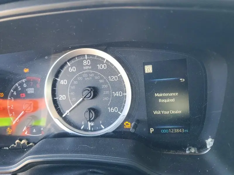 2020 TOYOTA COROLLA LE  