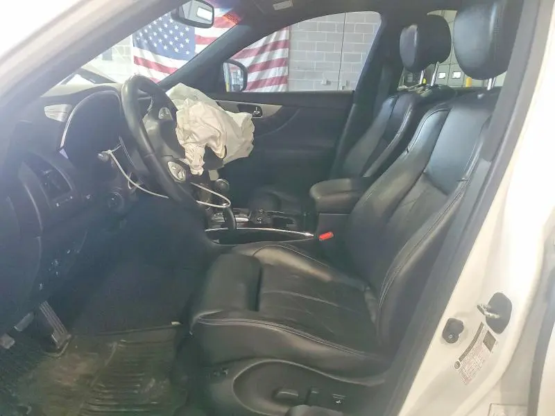 2017 INFINITI QX70 BASE  