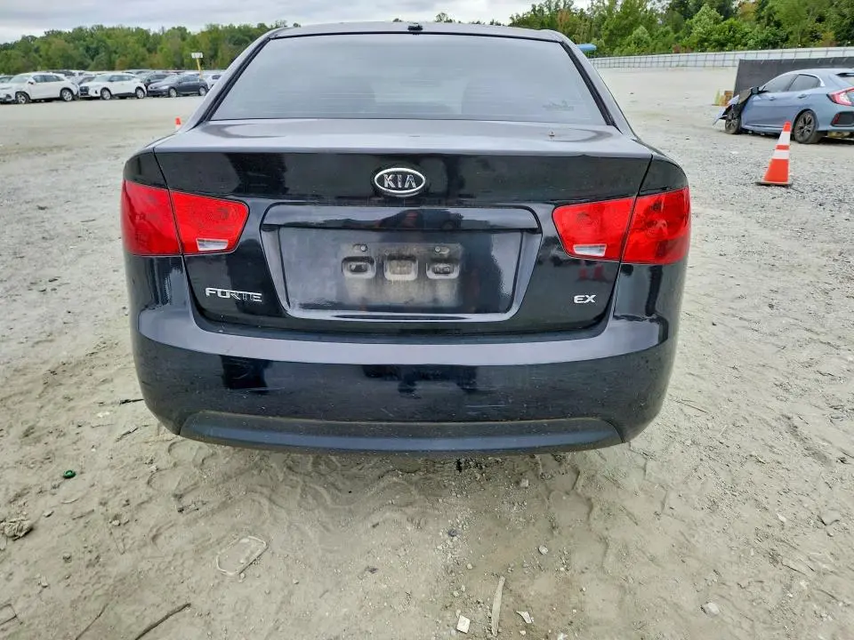 2010 KIA FORTE EX  