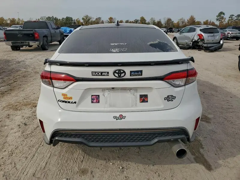 2021 TOYOTA COROLLA SE  