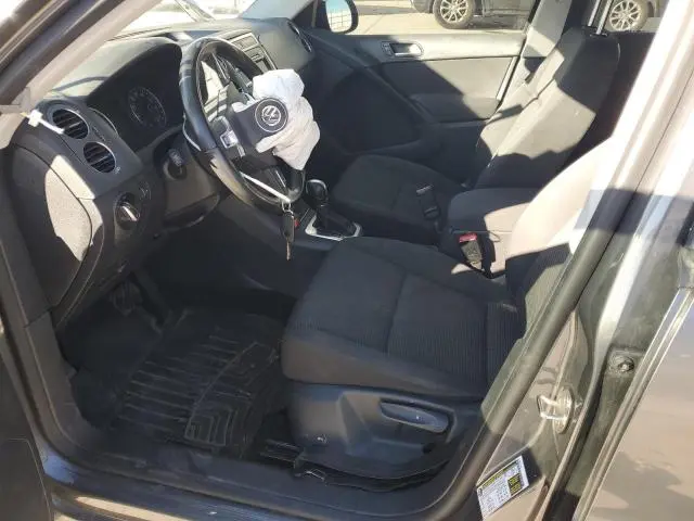 2014 VOLKSWAGEN TIGUAN S