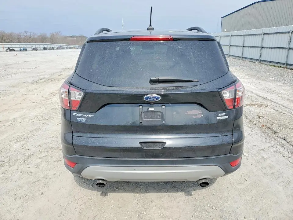 2018 FORD ESCAPE SE  