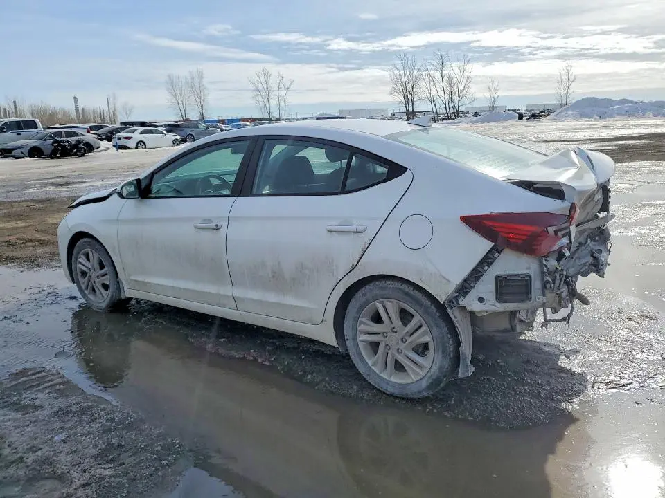 2019 HYUNDAI ELANTRA SE  