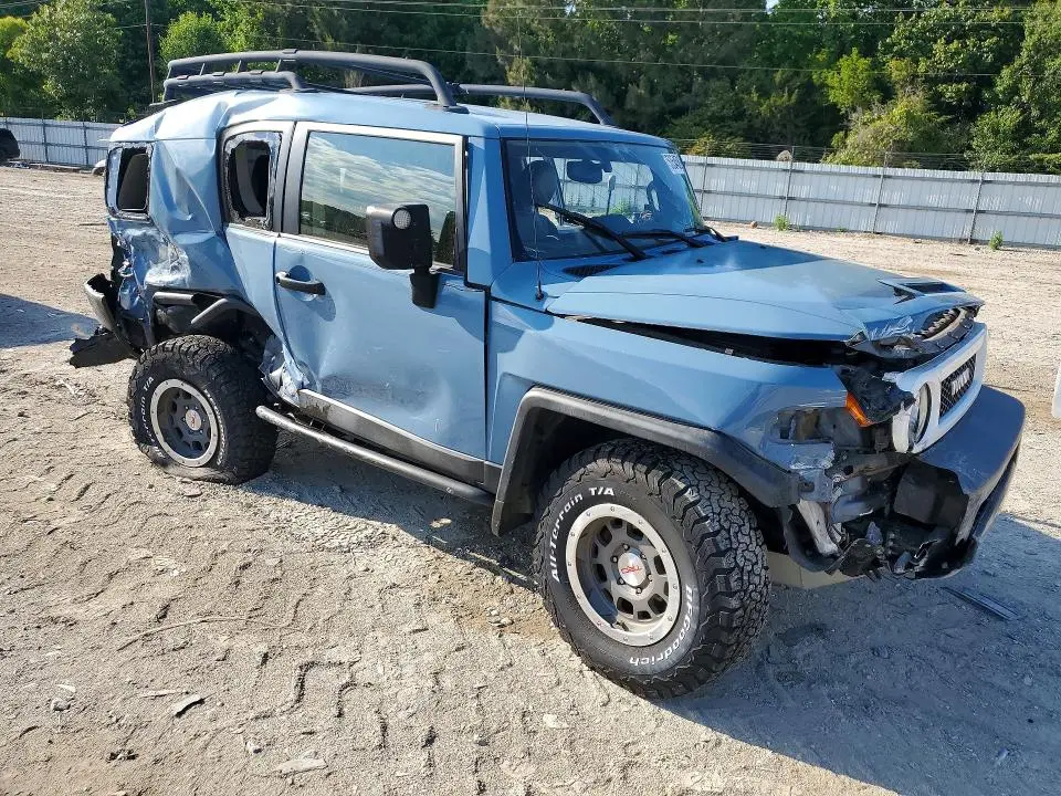 2014 TOYOTA FJ CRUISER BASE  