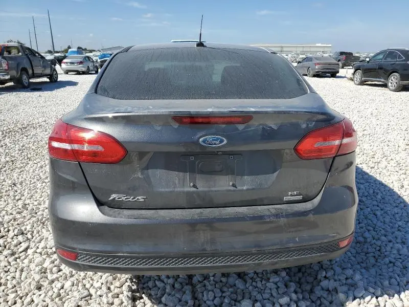 2018 FORD FOCUS SE  